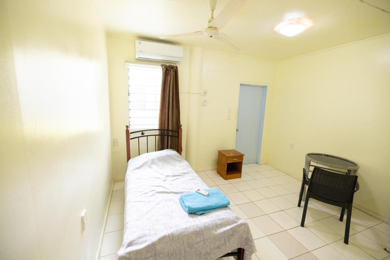 Karls Getaway Hotel And Tours อาเพีย ภายนอก รูปภาพ